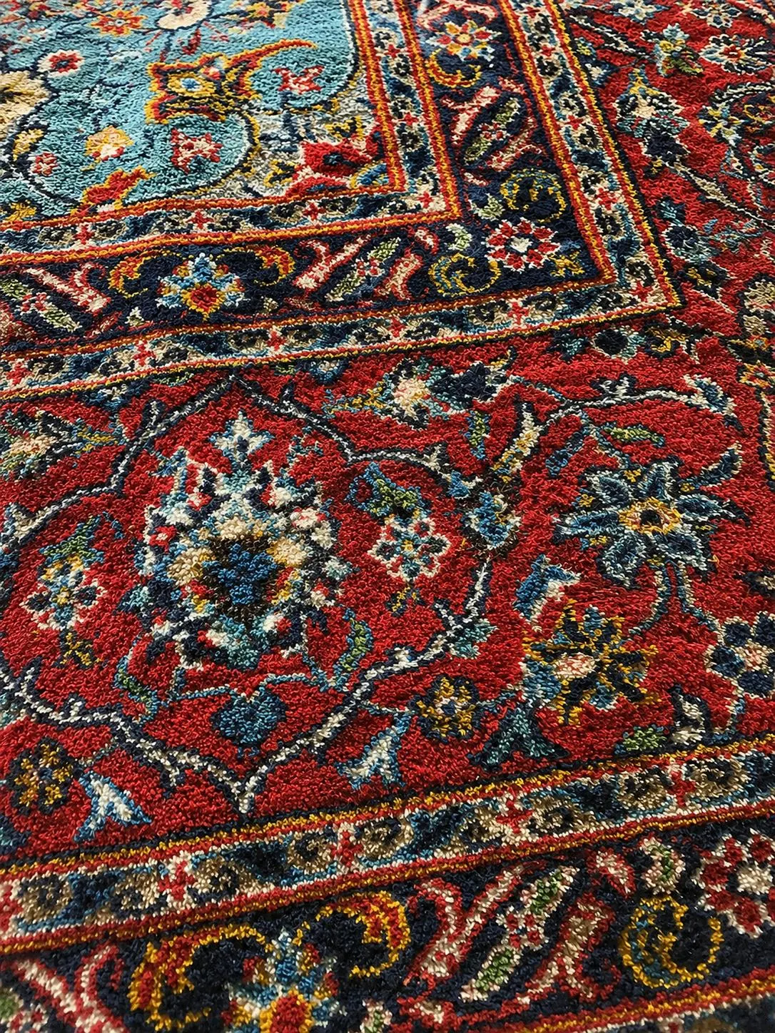 Handgeknüpfter Kaschan-Teppich – nachher